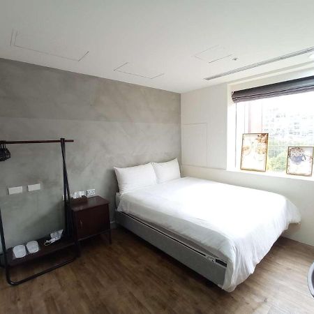 Meworld Hotel - Daan 台北市 エクステリア 写真