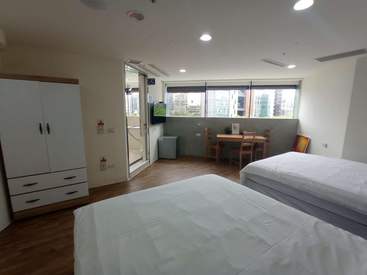 Meworld Hotel - Daan 台北市 エクステリア 写真